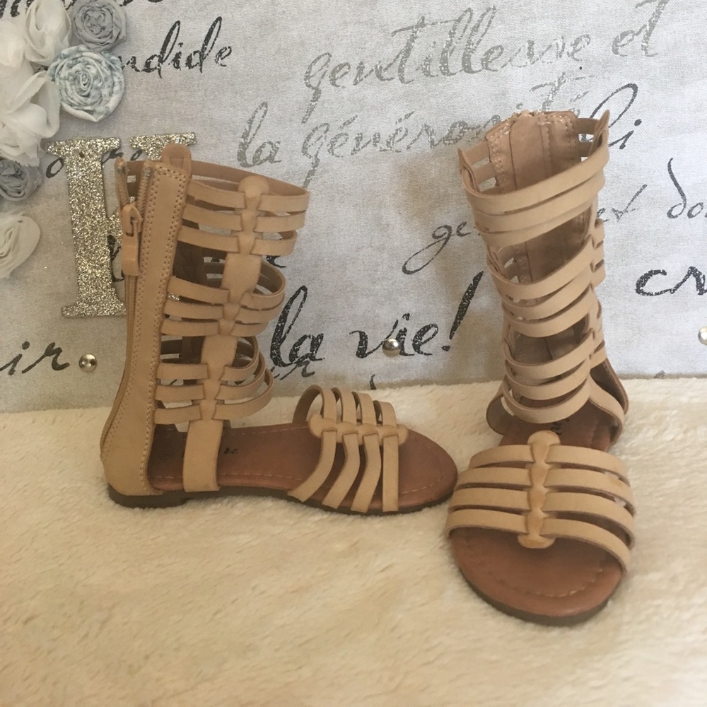 Toddler Girls gladiator caged sandals size 9 New!